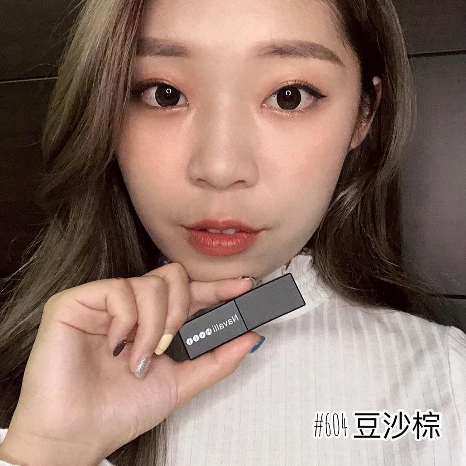 狠迷戀植萃絨光唇膏