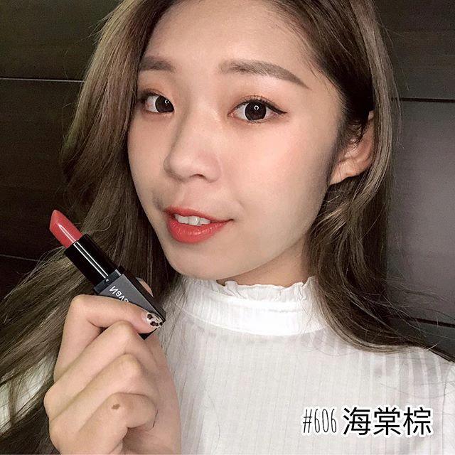 狠迷戀植萃絨光唇膏